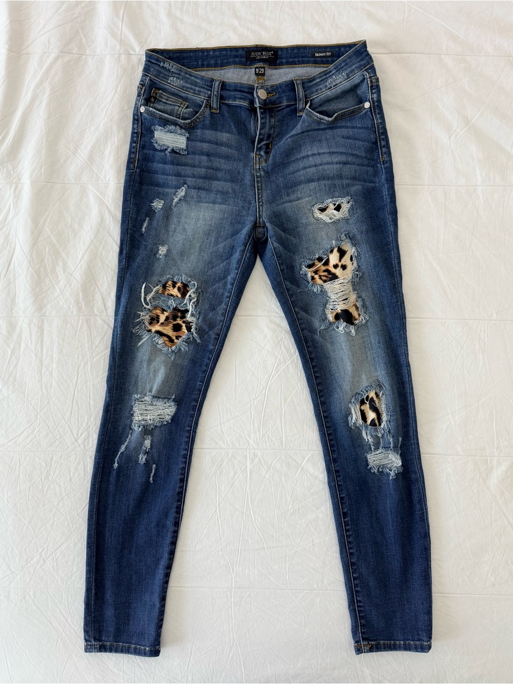 Judy Blue Welcome to the Jungle Leopard Patch Skinny Jeans Distressed Size 9/29